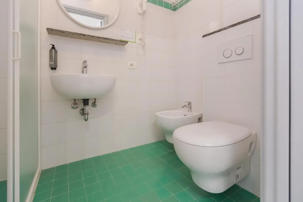 Hotel Altamarea Misano Adriatico 3*,