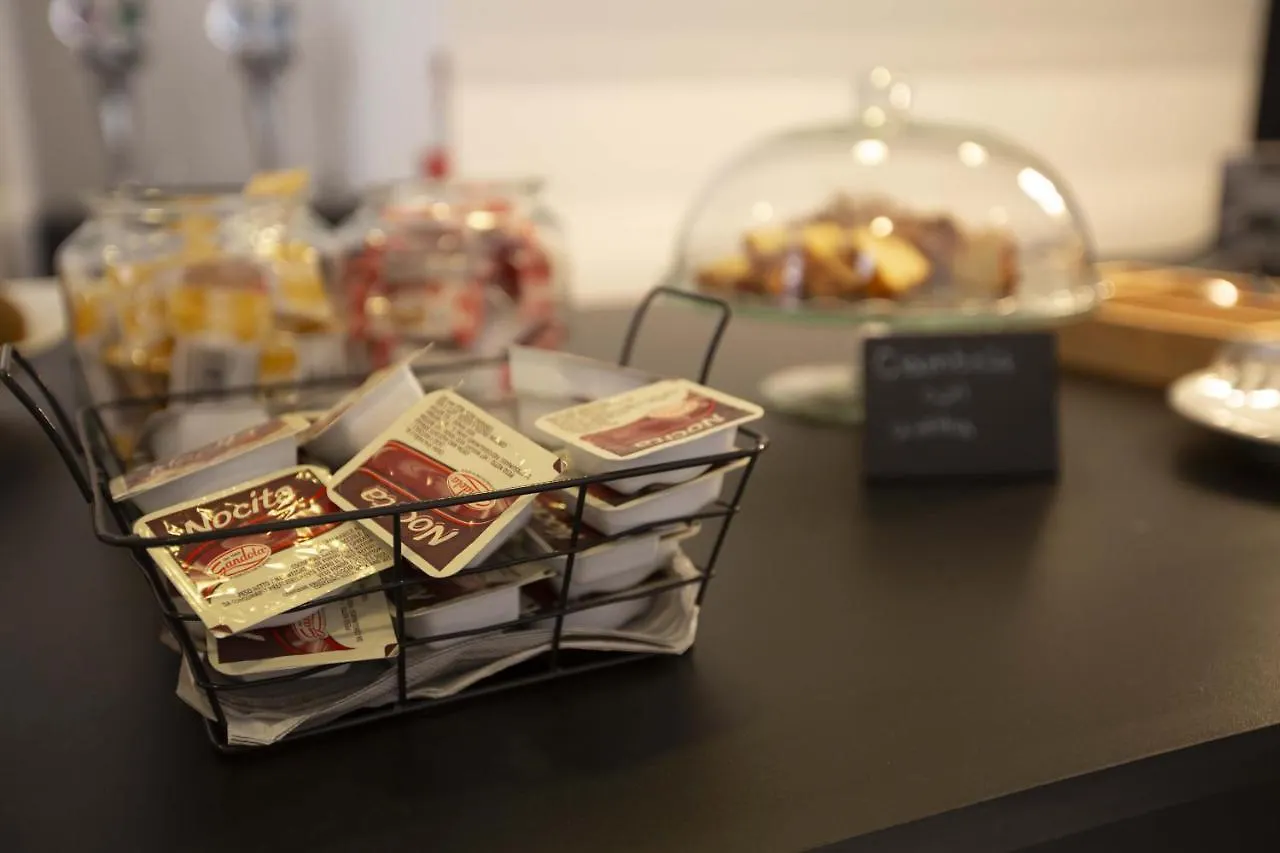***  Hotel Altamarea Misano Adriatico Italy