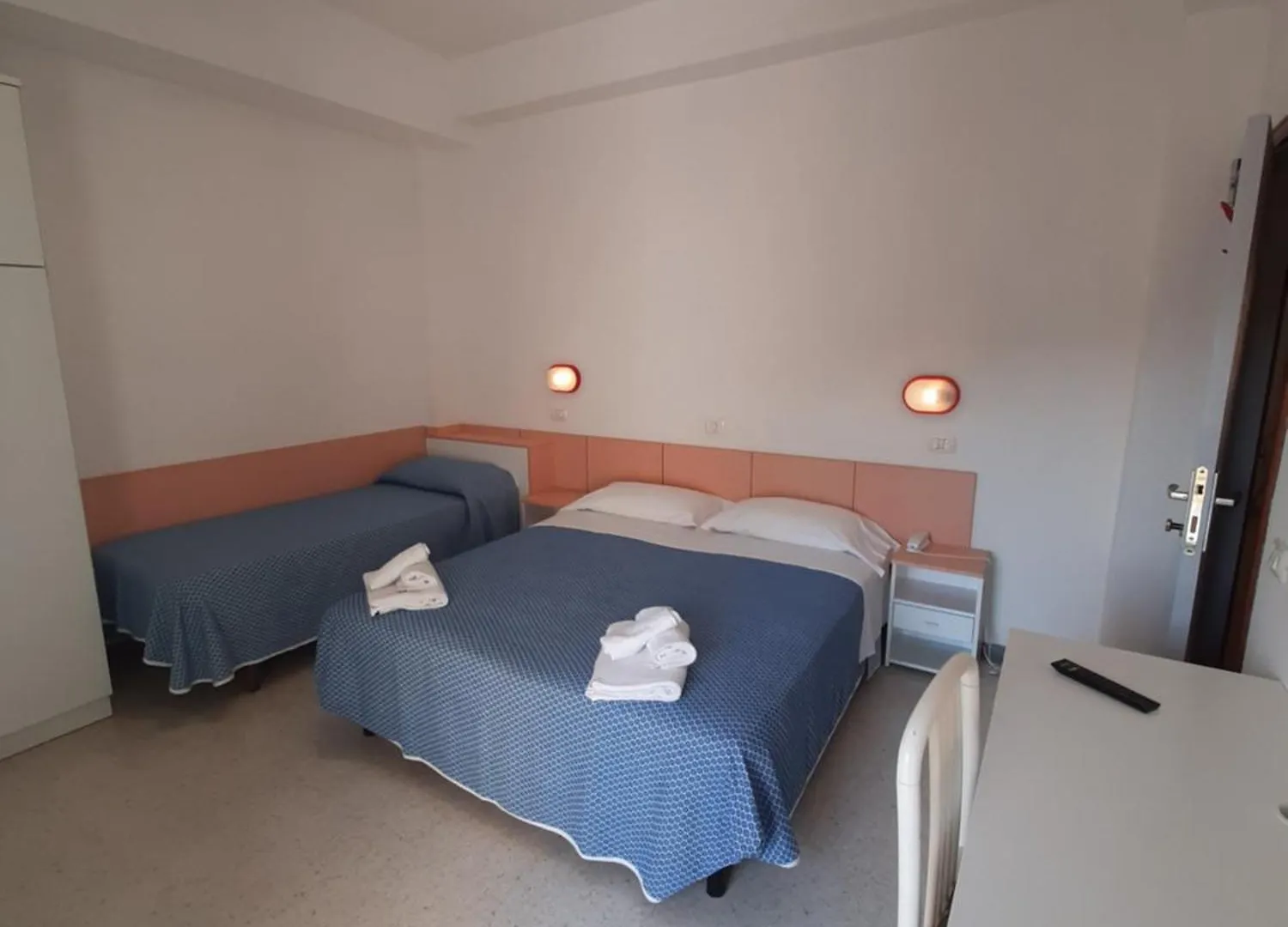 Hotel Altamarea Misano Adriatico 3*,